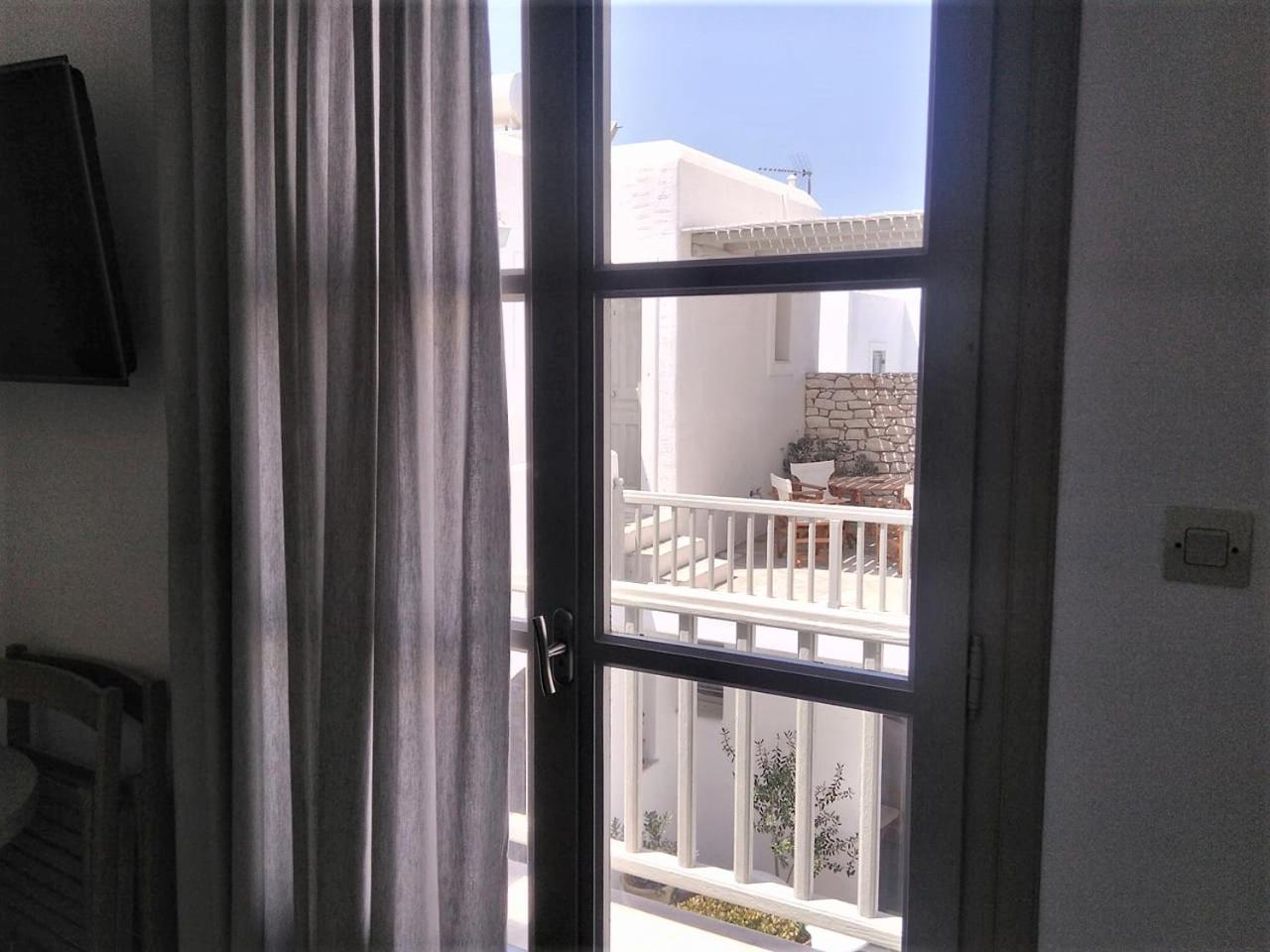 Despina'S Mare Aparthotel Náousa Rom bilde